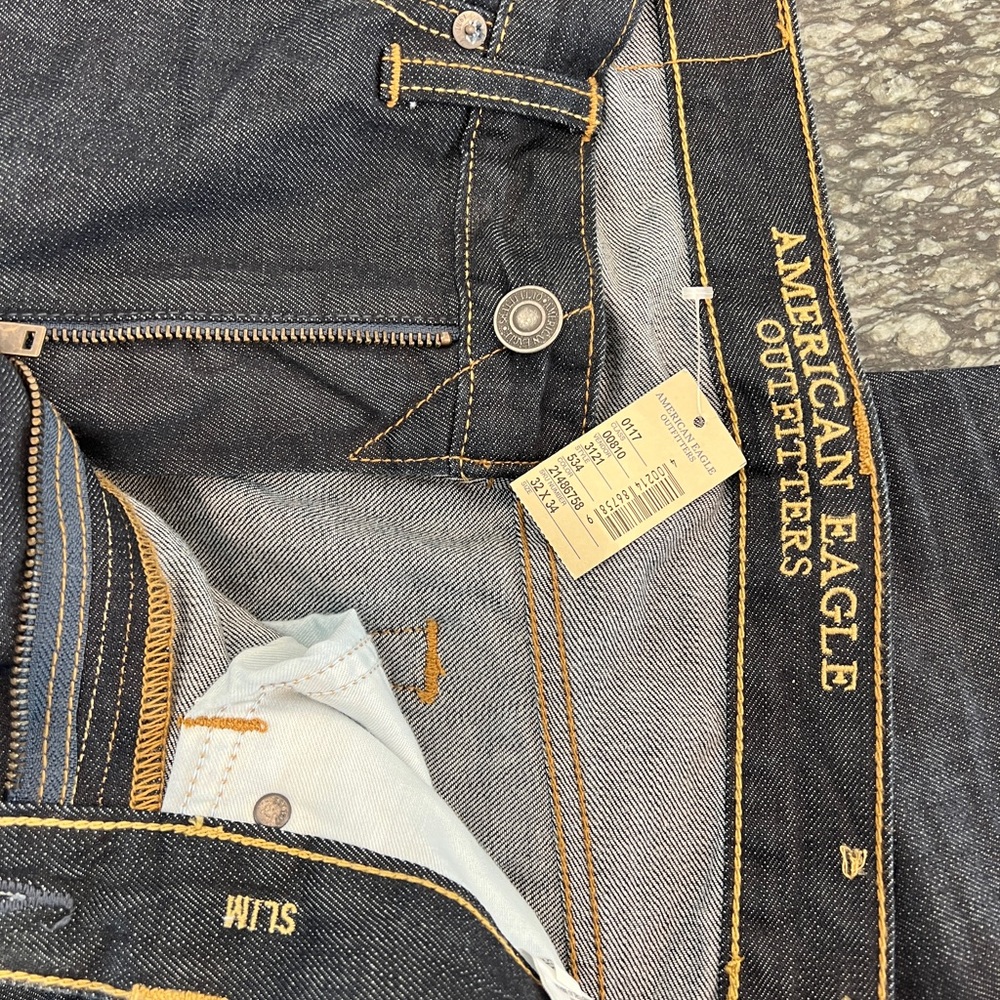 NWT American Eagle Outfitters Men's Deep Indigo Slim Straight Jeans